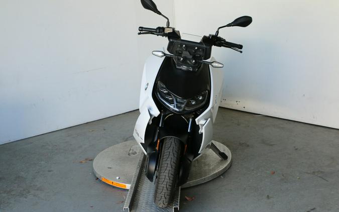 2023 BMW CE 04 Light White