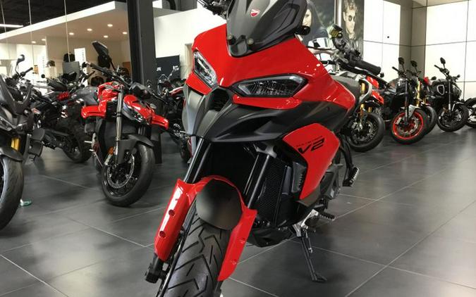 New 2025 Ducati MULTISTRADA V2