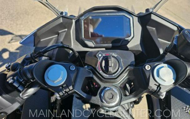 2026 Kawasaki Ninja® 500 SE ABS