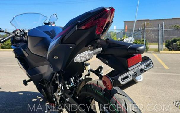 2026 Kawasaki Ninja® 500 SE ABS