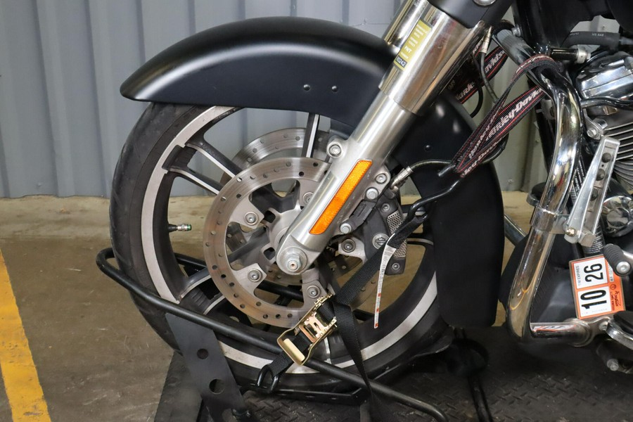 2017 Harley-Davidson Street Glide Special FLHXS