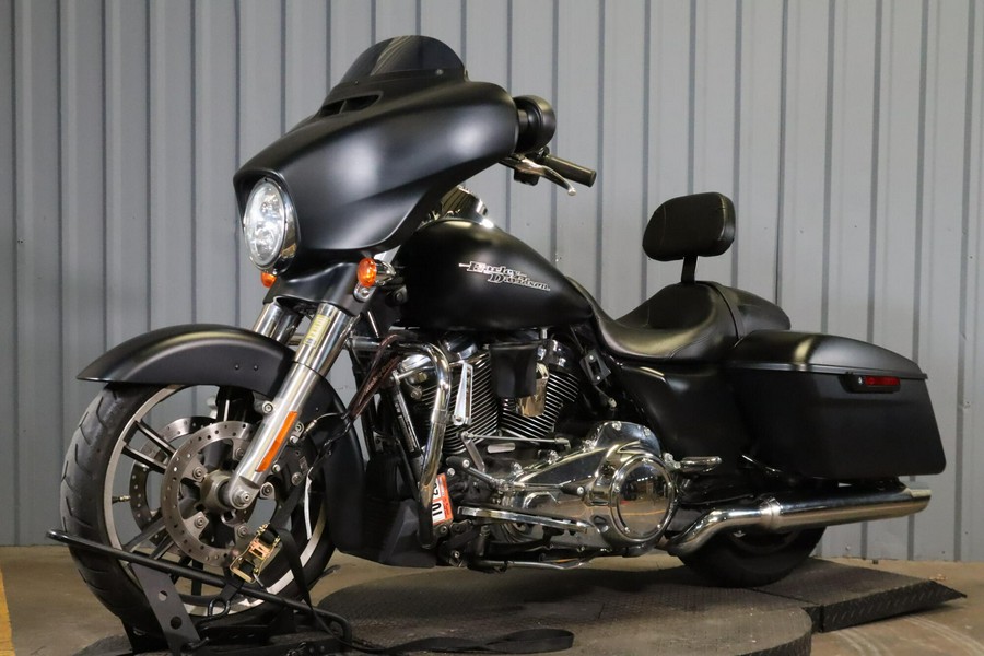 2017 Harley-Davidson Street Glide Special FLHXS
