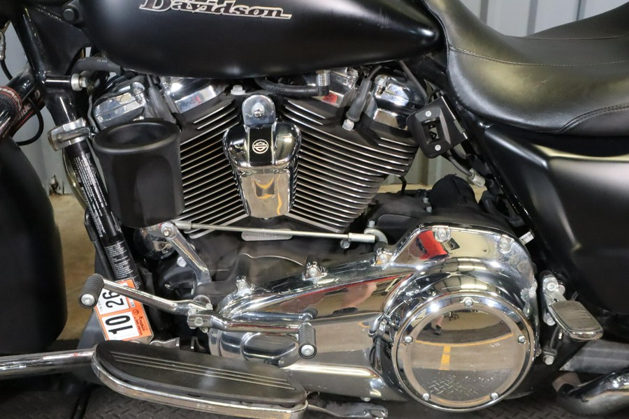 2017 Harley-Davidson Street Glide Special FLHXS