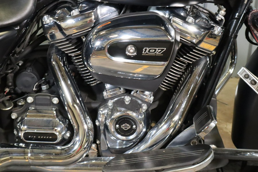 2017 Harley-Davidson Street Glide Special FLHXS