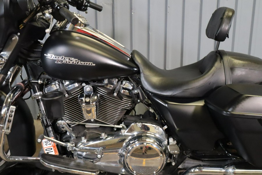 2017 Harley-Davidson Street Glide Special FLHXS