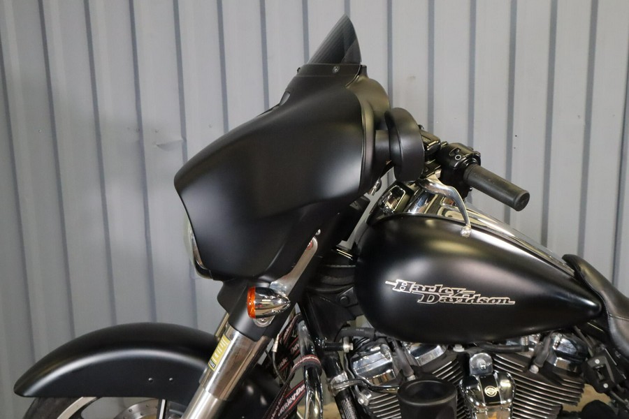 2017 Harley-Davidson Street Glide Special FLHXS