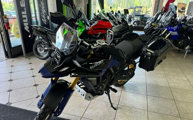 2023 Suzuki V-Strom 800DE Adventure