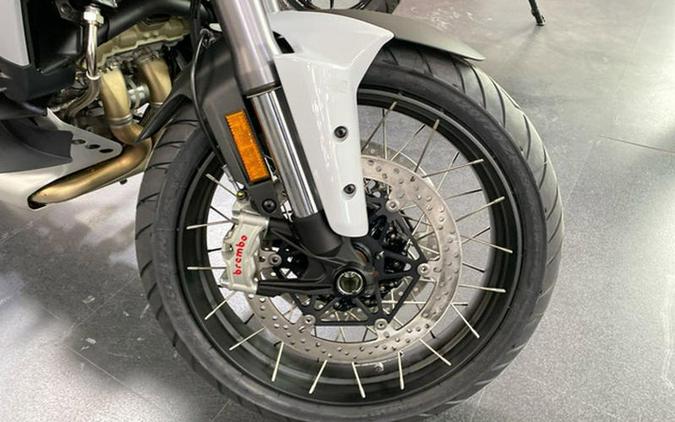 2023 Ducati Multistrada V4S Iceberg White - Spoked Wheels