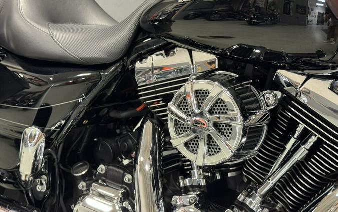 FLTRXS 2016 Road Glide® Special