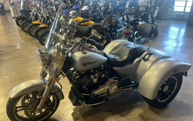 2020 Harley-Davidson Freewheeler