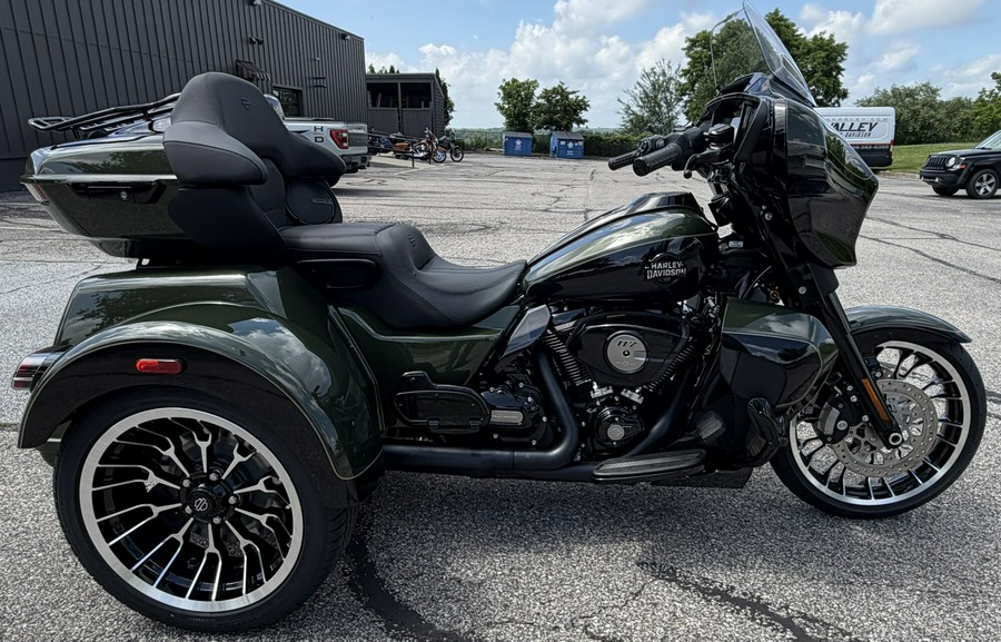2026 FLHLT Street Glide 3 Limited