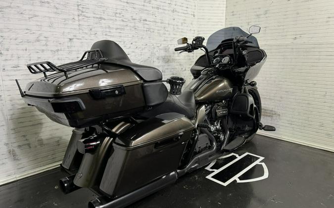 2020 Harley-Davidson Road Glide w/ Fat Big Wheel kit & Air Ride!!