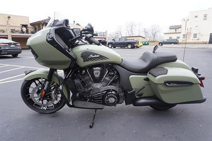 2025 Indian Motorcycle Challenger® Dark Horse® 112 with PowerBand Audio Package