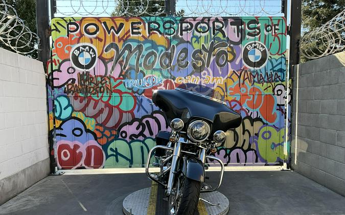 2007 HARLEY Street Glide Base