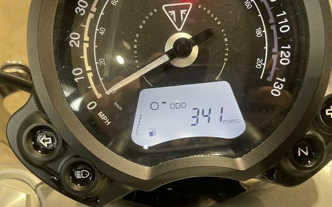 2022 Triumph Bonneville Speedmaster Sapphire BlackFusion White
