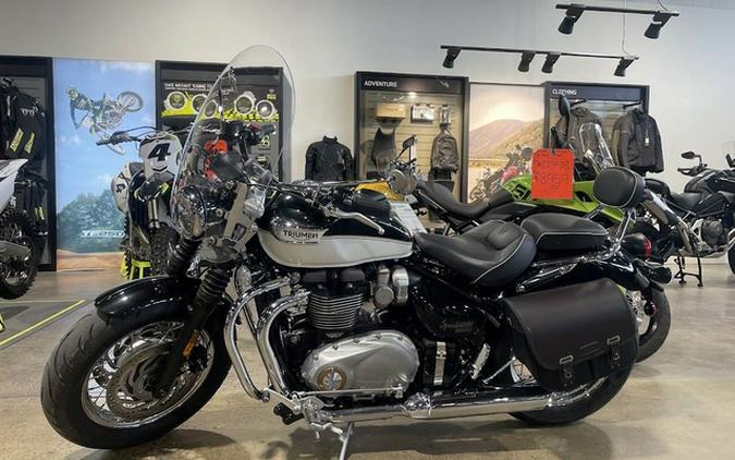2022 Triumph Bonneville Speedmaster Sapphire BlackFusion White