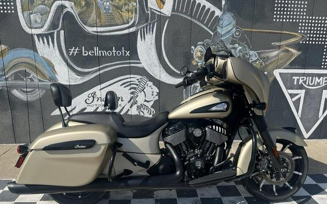 2022 Indian Motorcycle® Chieftain® Dark Horse® Icon Dirt Track Smoke