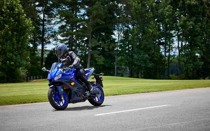 2024 Yamaha YZF-R3 Preview