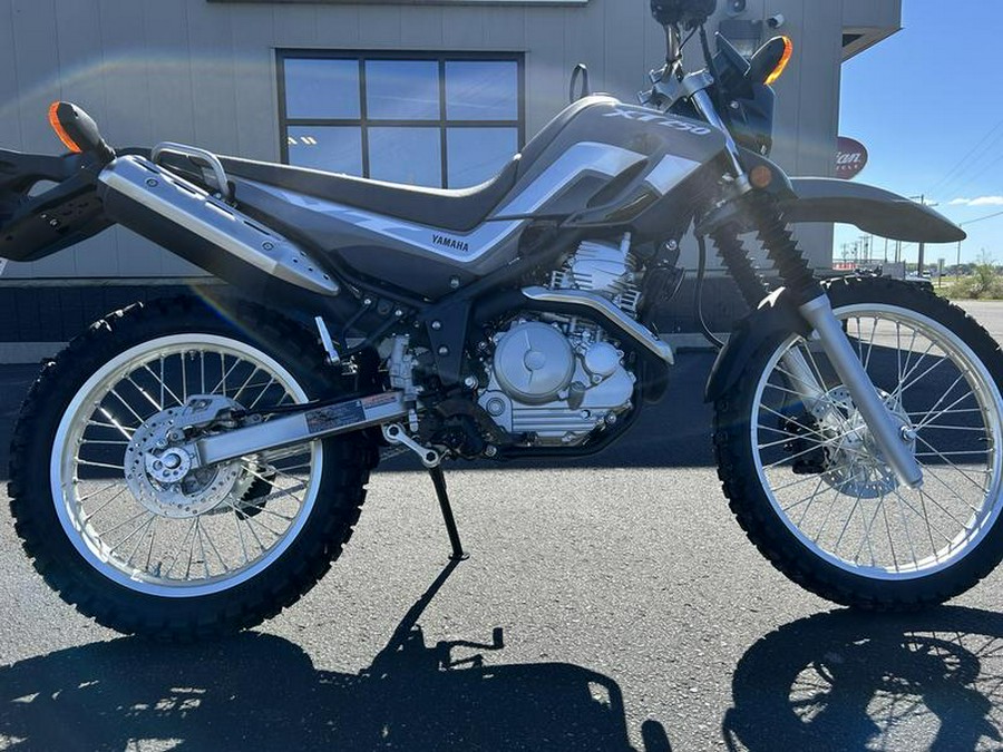 2025 Yamaha XT250