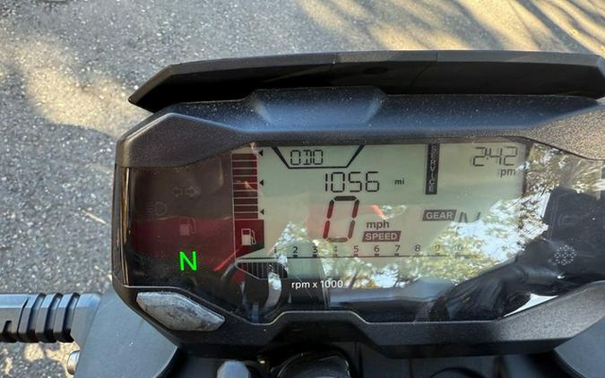 2022 BMW G 310 R Cosmic Black 2