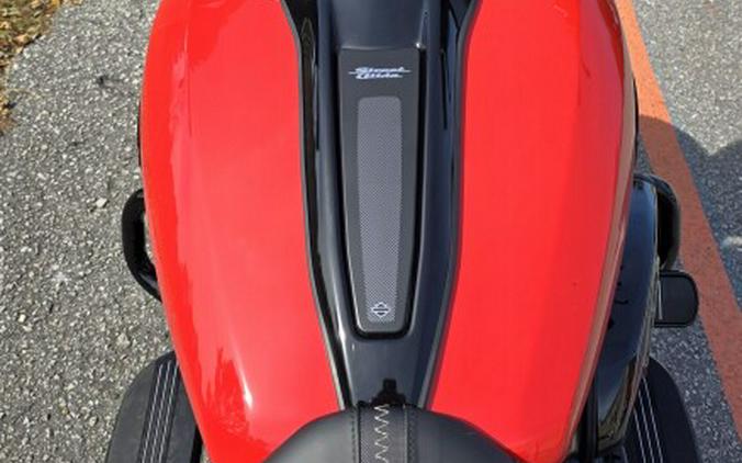 2026 Harley-Davidson® FLHX Street Glide®