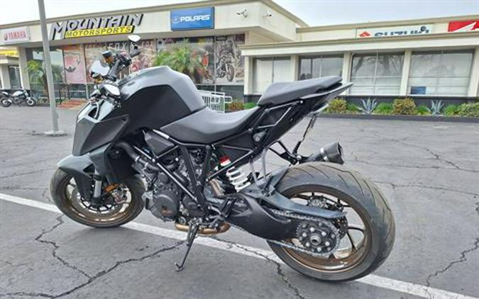 2019 KTM 1290 Super Duke R