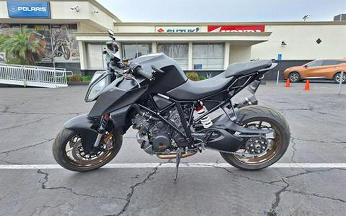 2019 KTM 1290 Super Duke R