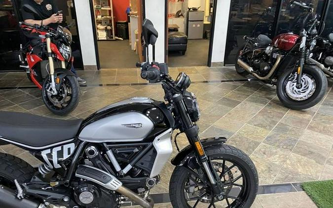 2023 Ducati Scrambler Next-Gen Icon Thrilling Black