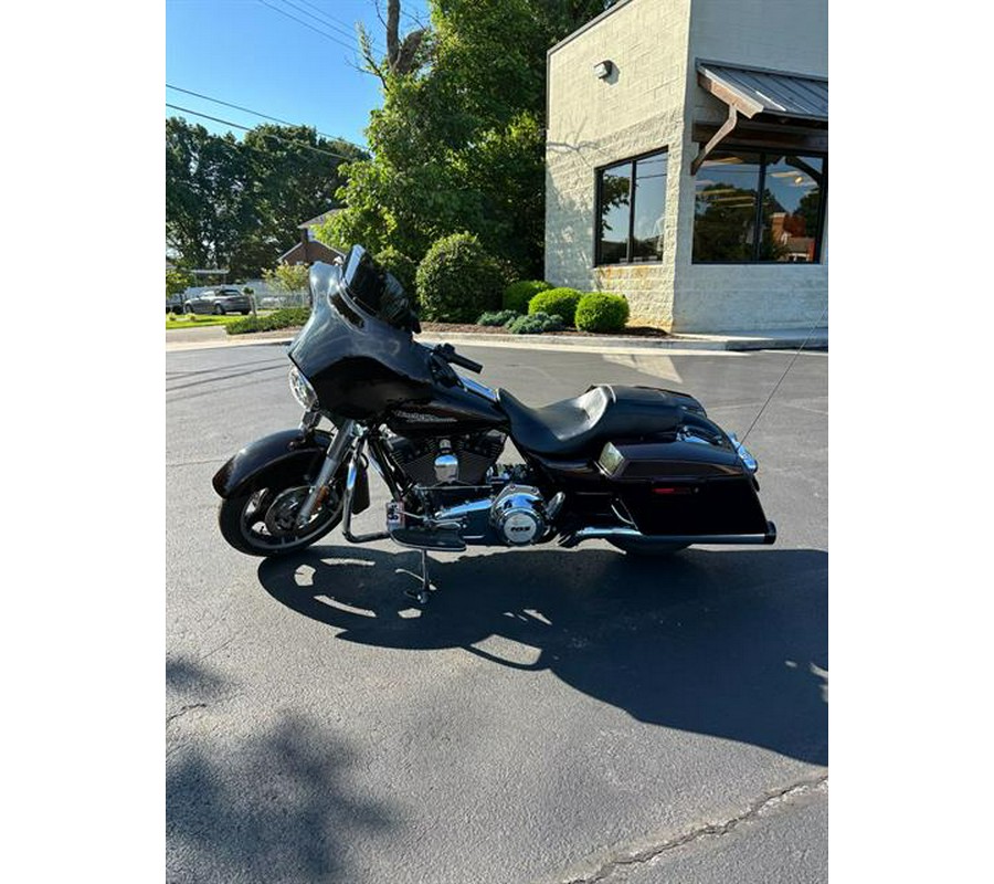 2011 Harley-Davidson Street Glide®