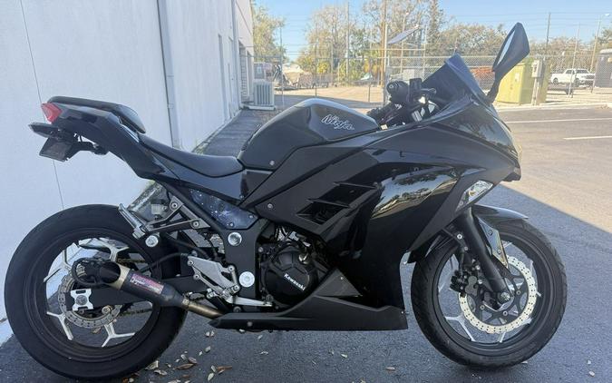 2014 Kawasaki Ninja® 300