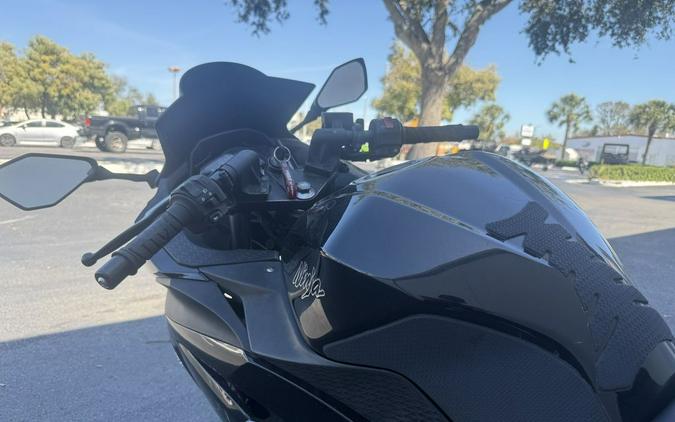 2014 Kawasaki Ninja® 300