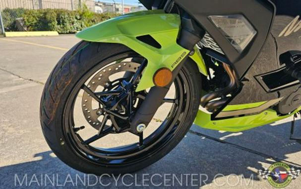 2026 Kawasaki Ninja® 500 SE ABS