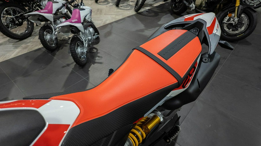 2027 Ducati Hypermotard V2 SP