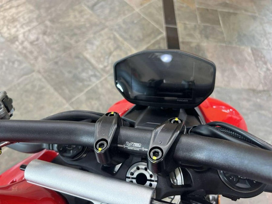 2023 Ducati Streetfighter V2 Ducati Red