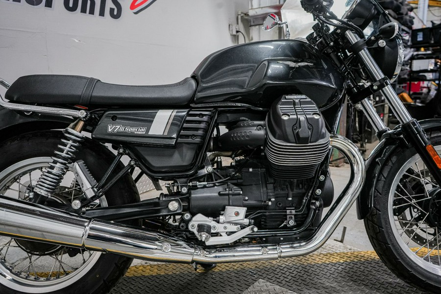 2020 Moto Guzzi V7 III Special