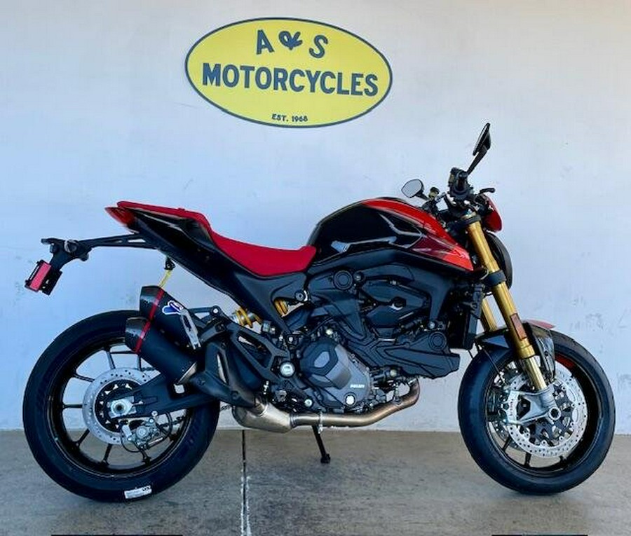 2025 Ducati MONSTER SP