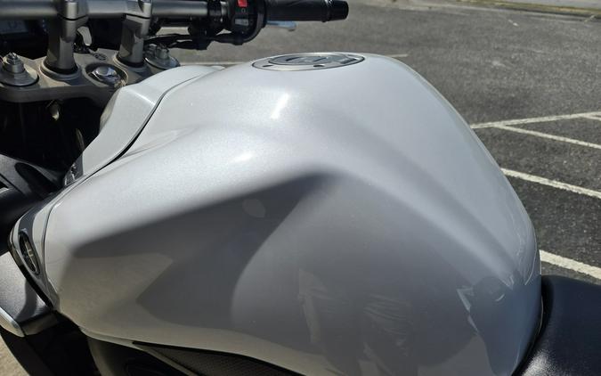 2014 Yamaha Motor Corp., USA FZ1