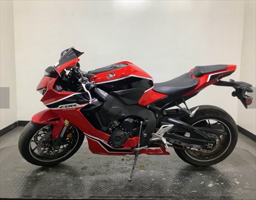 2021 Honda CBR1000RR