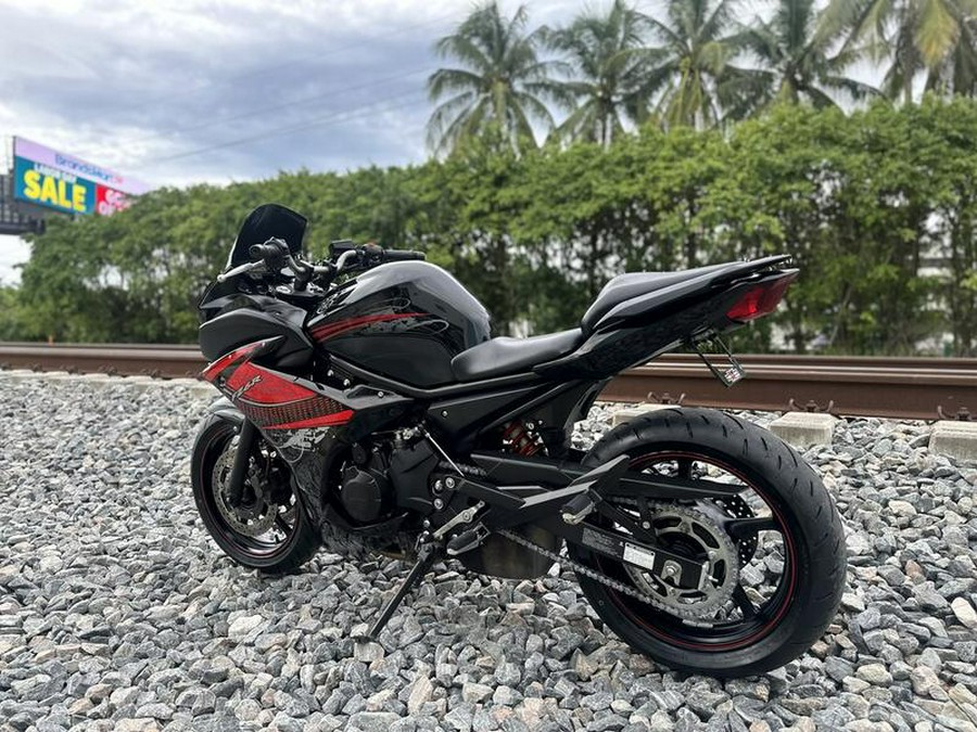 2012 Yamaha FZ6R