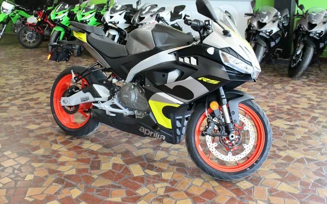 2027 Aprilia RS 457 Arsenic Yellow - T6004390