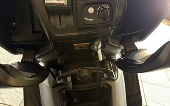 2027 Suzuki AN400AM7