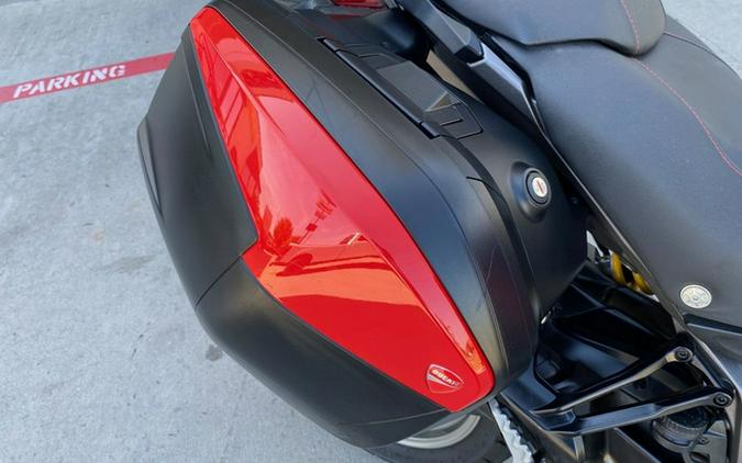 2017 Ducati Multistrada 950 Red