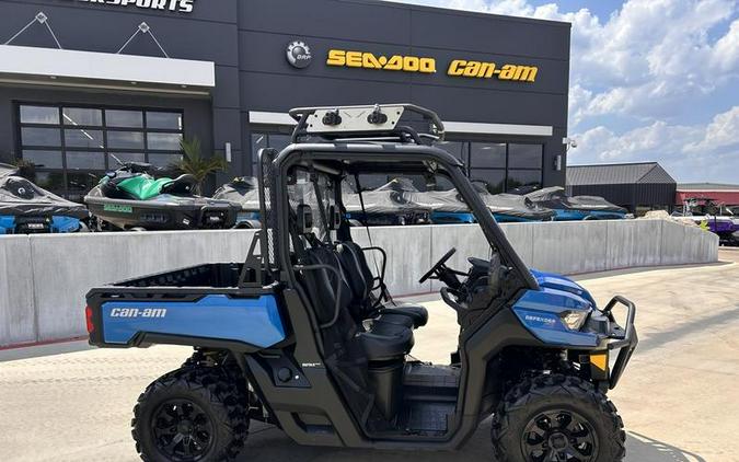 2023 Can-Am® Defender XT HD9