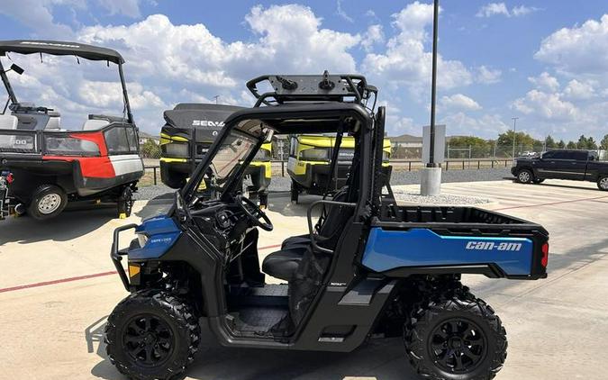 2023 Can-Am® Defender XT HD9