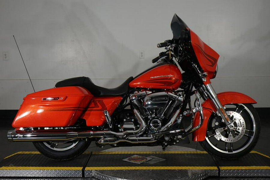 2017 Harley-Davidson® FLHXS - Street Glide® Special