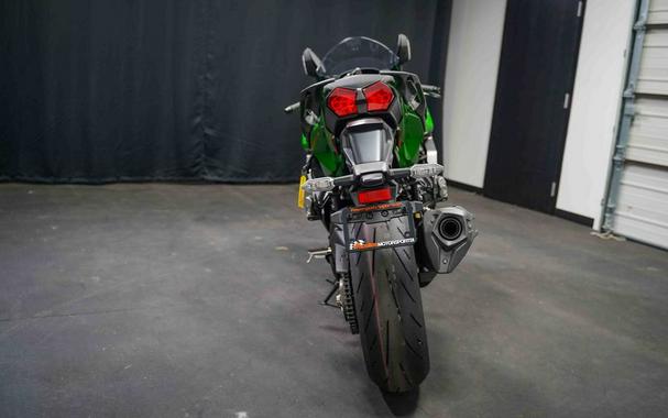 2025 Kawasaki NINJA H2® SX SE ABS