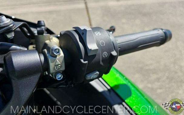 2025 Kawasaki Ninja H2® SX SE ABS