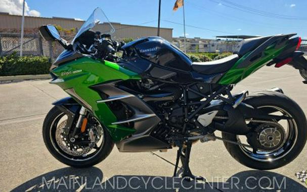2025 Kawasaki Ninja H2® SX SE ABS