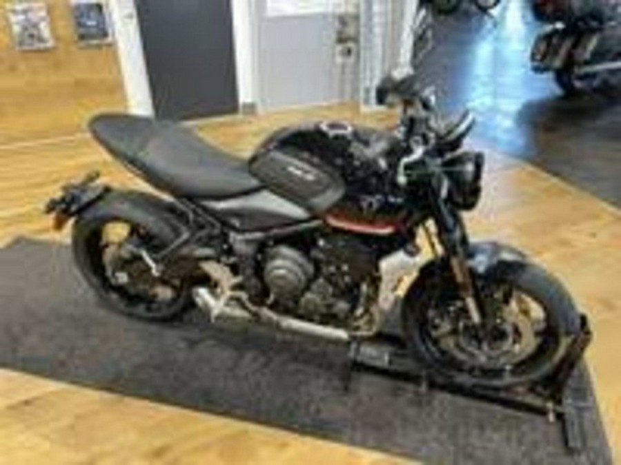 2023 Triumph Trident 660 Sapphire Black