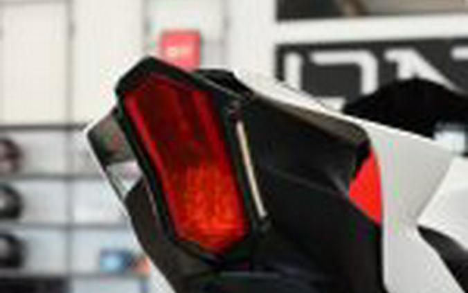 2022 Yamaha R7 WGP 60th Anniversary